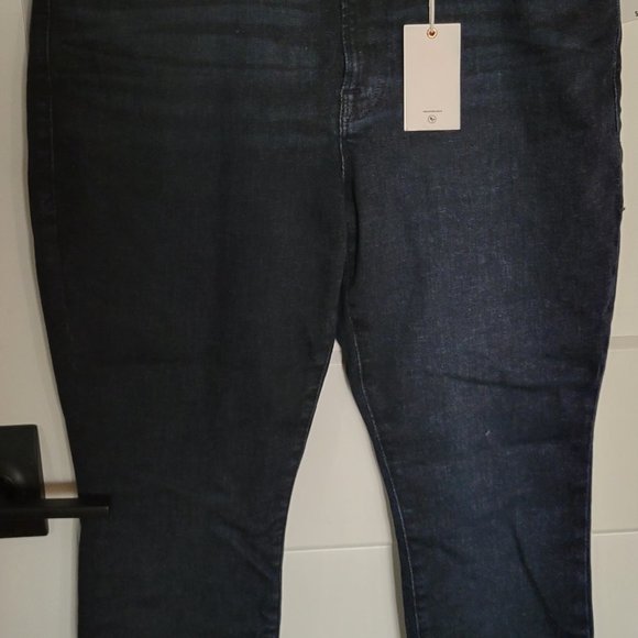Size 14-18 Good American NWT Petite Skinny Jeans - Picture 2 of 6